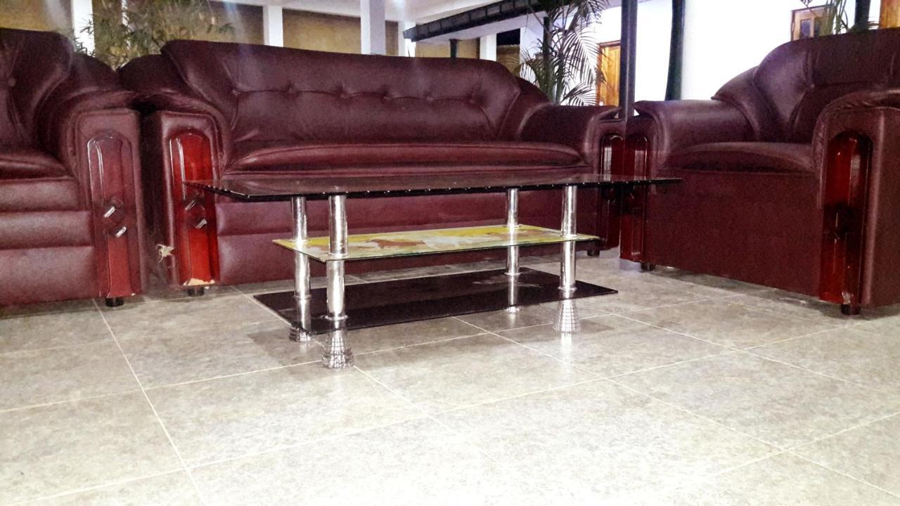 Hotel 4U اوداوالاوي المظهر الخارجي الصورة